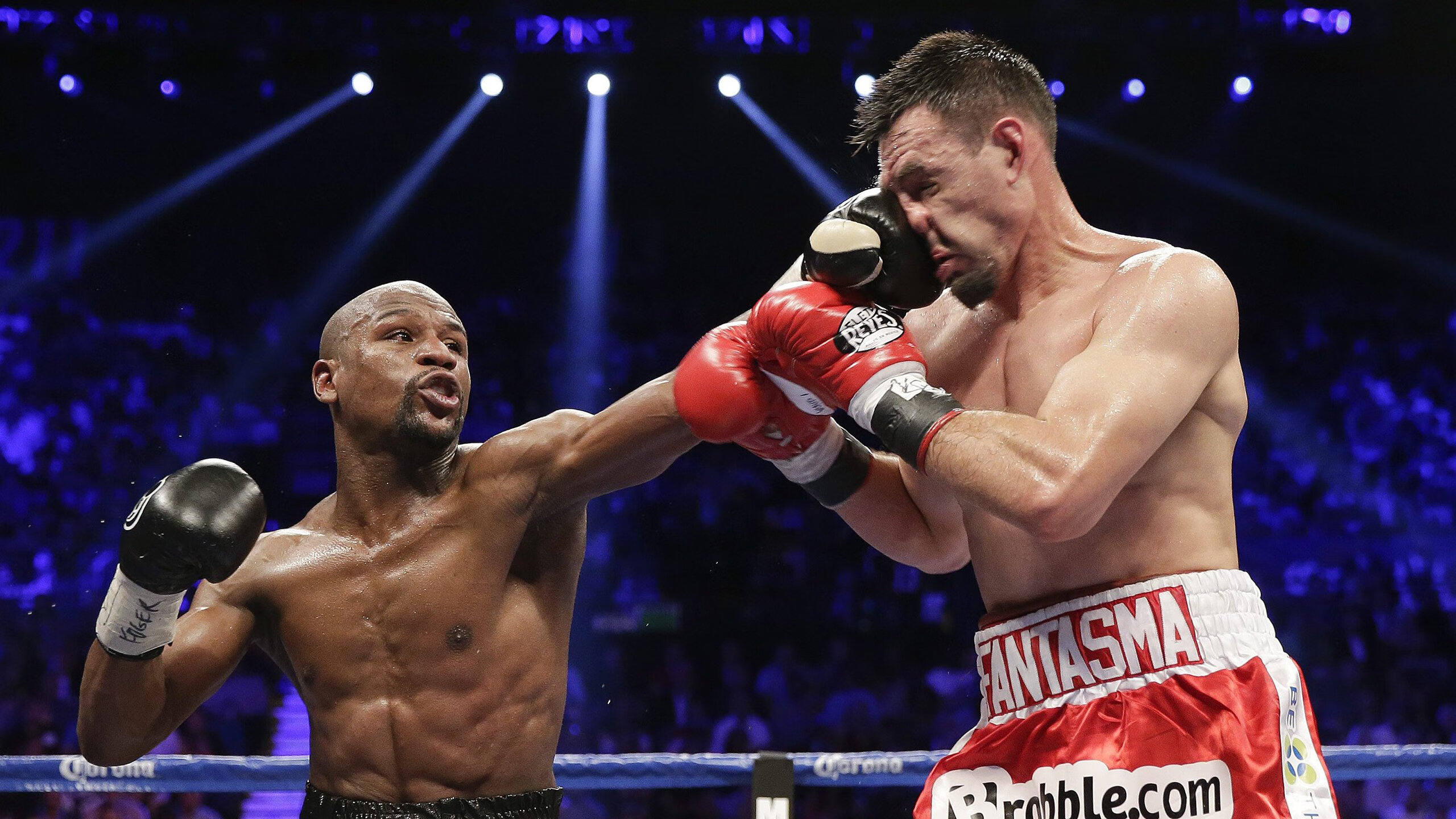 国际赛陈年经典比赛回顾展重燃球迷记忆，国际大赛进球纪录